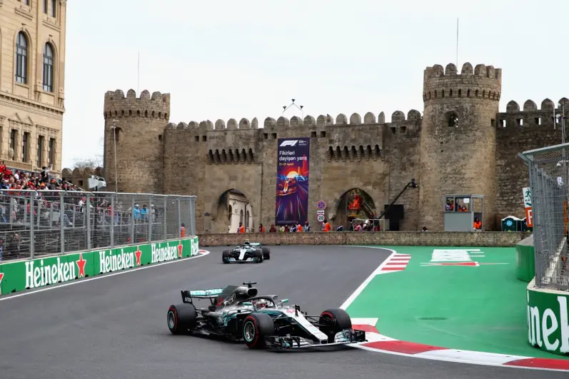 古城前的F1城市赛道，mundodeportivo.com