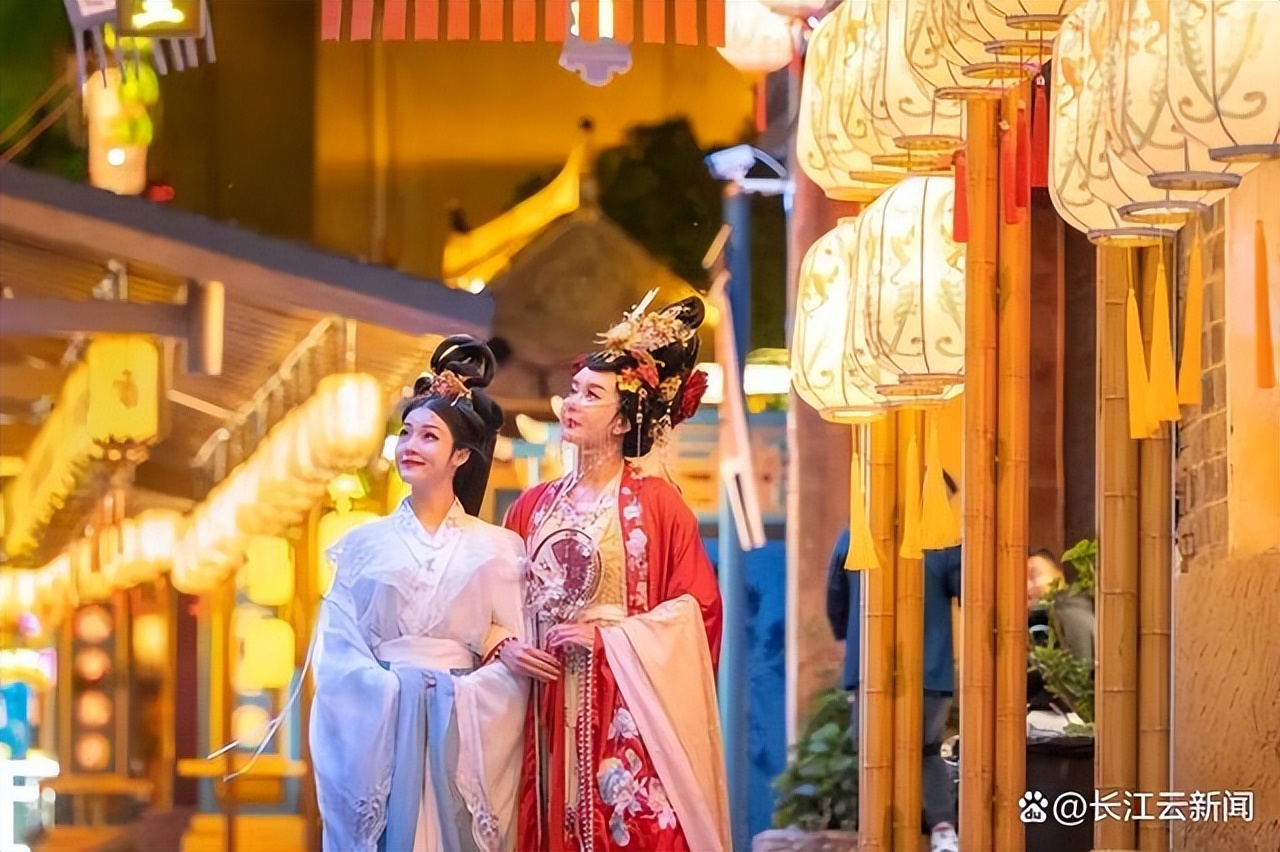 10万份礼包免费游武汉，预约通道明日开启，先收藏！