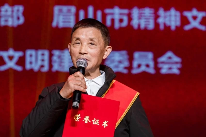 以勤补拙，扎根生长创奇迹(图1)