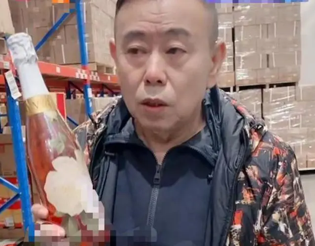 摊上事了！潘长江被官方通报，涉虚假宣传卖酒，水深你把握住了吗