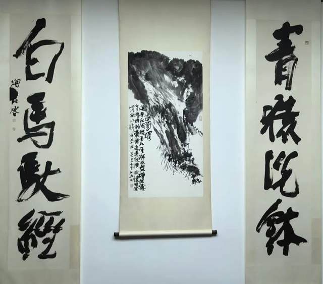 一壶山人周德华先生：潜心研究中国诗书画五十余春秋