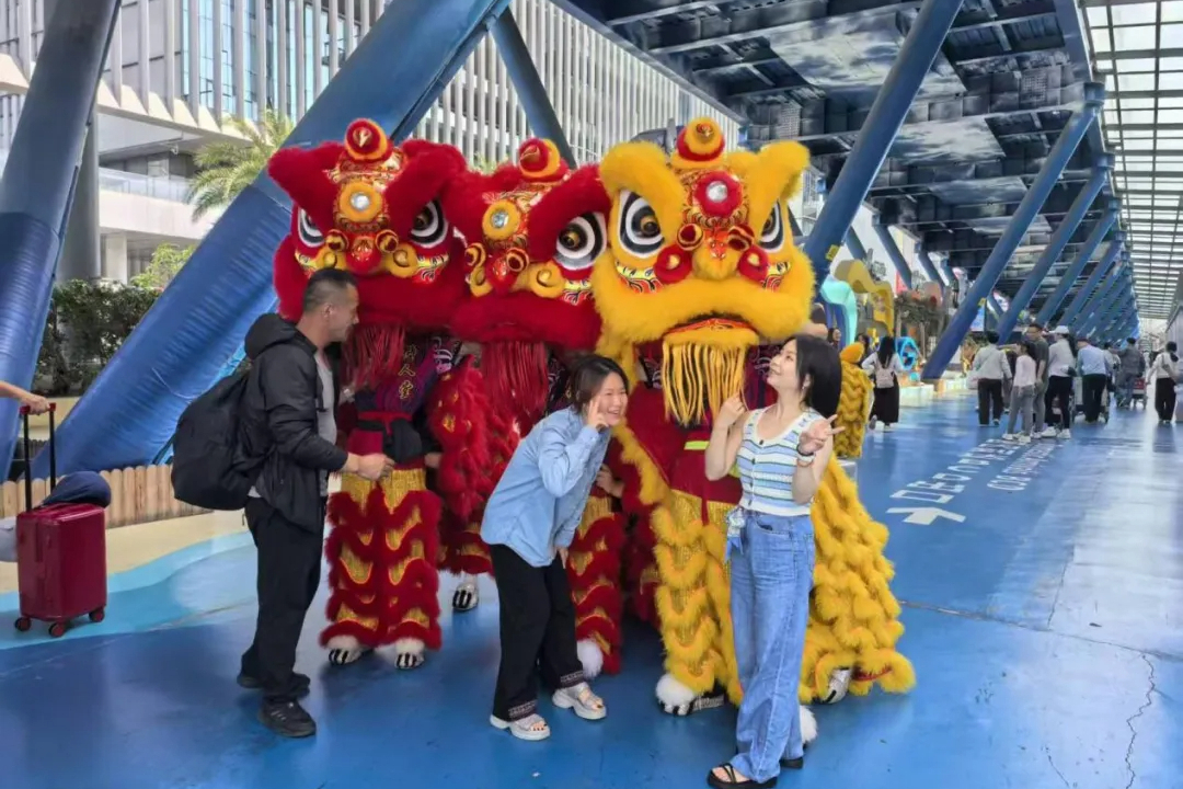 服务前移，暖心过海！海南在徐闻港、新海港等口岸开展暖心服务