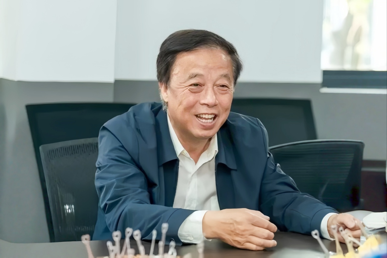 中华志愿者协会会长肖登峰一行调研张家港猎鹰救援服务队 助力公益应急救援提质增效