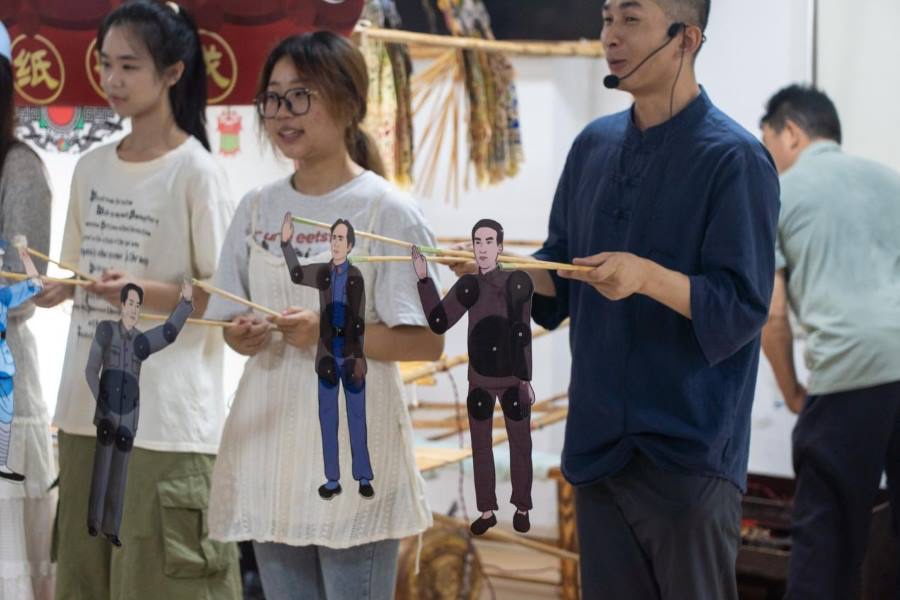 岁月纸影，映影传情——记实践团前往锦德颐养院慰问活动