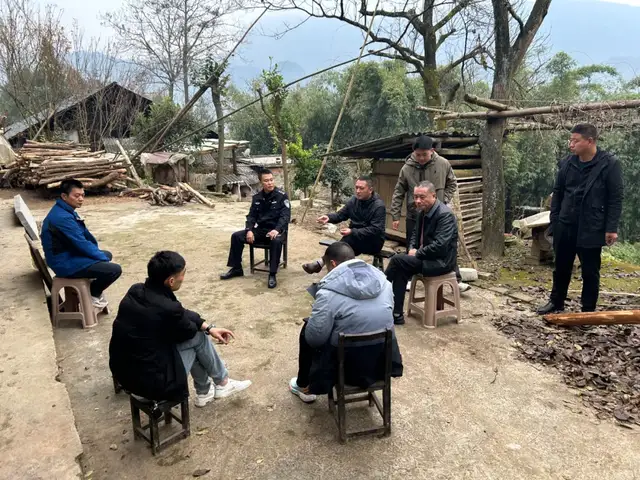 从 “敲门入户” 到 “走心服务”，家常话里全是宝