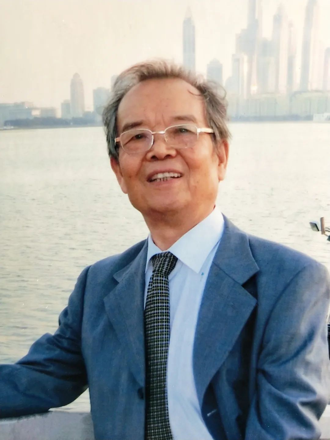 著名画家徐震时先生作品鉴赏