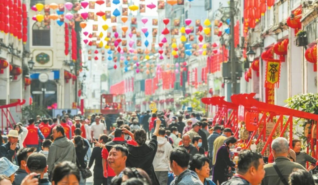 《人民日报》关注：多国留学生在海口体验非遗文化