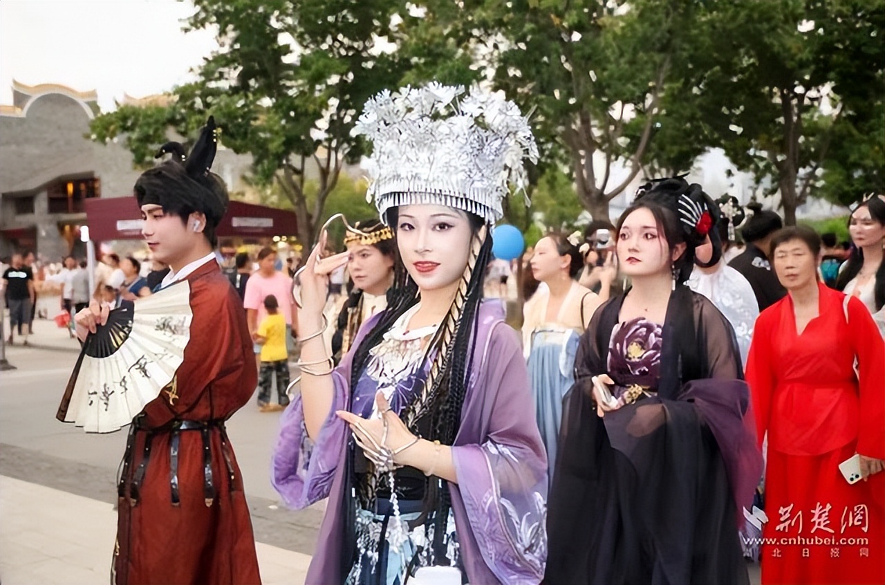 爱国游、非遗游、夜火游，武汉园博园国庆活动这样安排