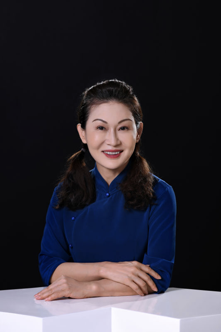 赵燕已取代陈丽华，成为北京女首富，没有背景的她是如何创业的