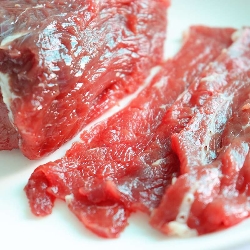 自从孩子他爸吃了有机胜龙鲜牛肉……
我苦不堪言啊……零晨正想睡……他又爬上来了……