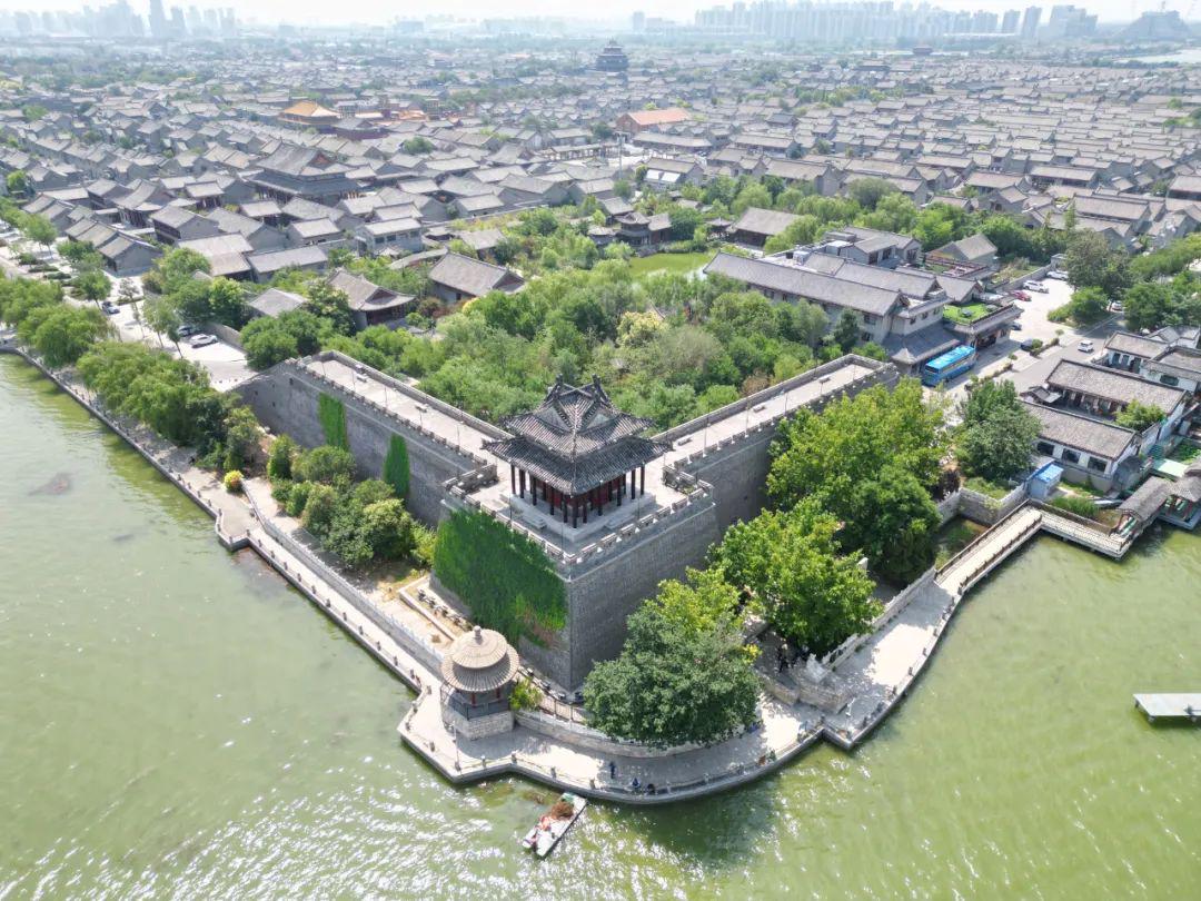 泡在水里的历史文化名城，2500余年建城史，被誉为运河古都！