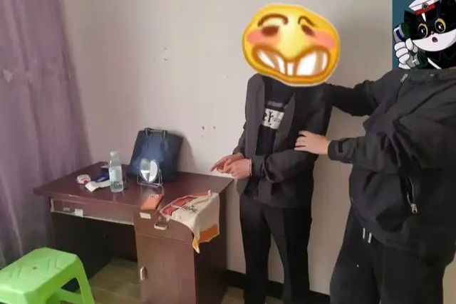 凌晨“蜘蛛侠”翻窗入户？现实版“盗贼”栽在洗脚城！