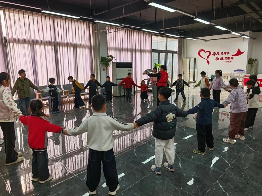 鹤壁市淇滨区天山路街道：家校社协同发力 构建青少年心理健康治理体系(图2)