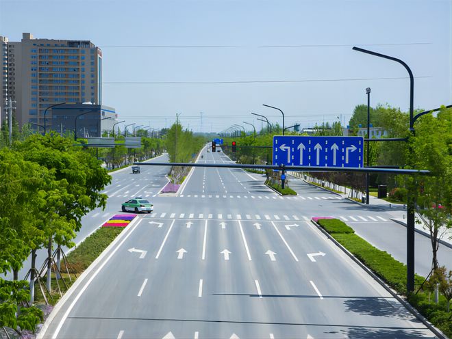 匠心精研结硕果 柳叶湖畔奏凯歌——湖南建投八建金牛路项目建设侧记