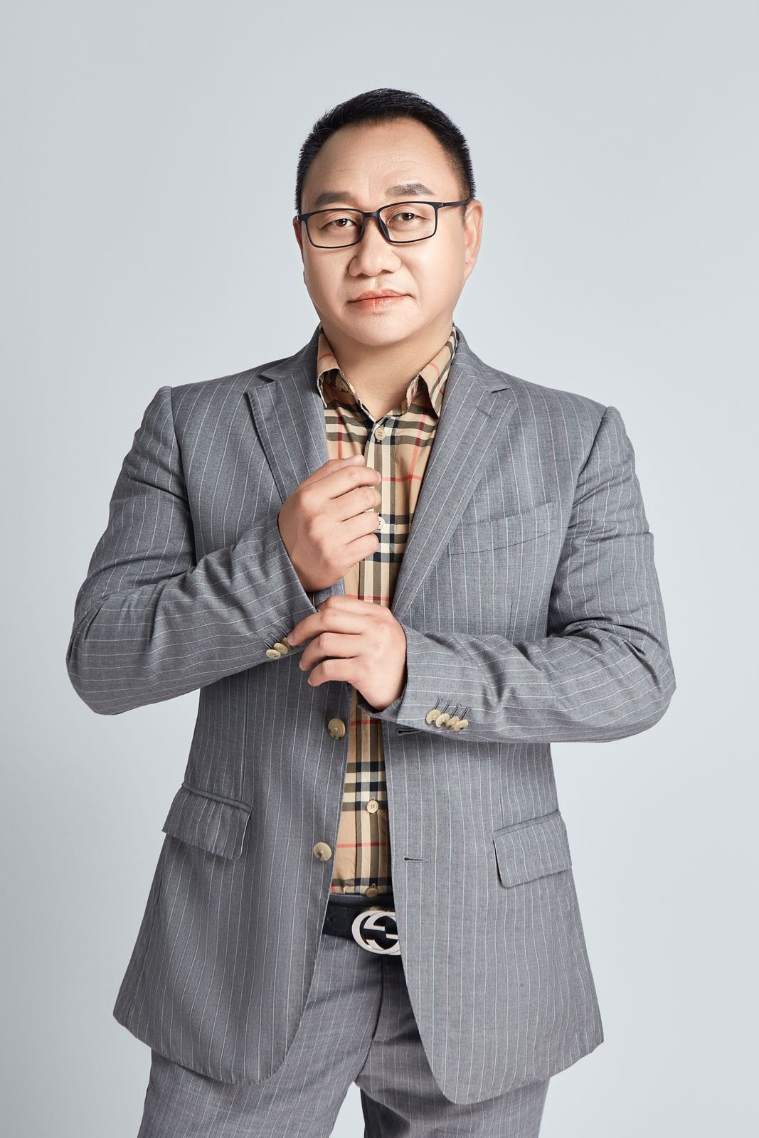人物|张进华：江山锦绣，广结善缘