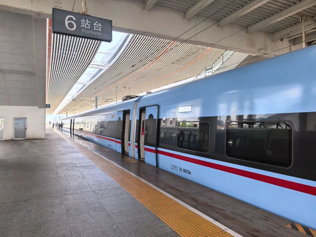 海南环岛高铁已逐步恢复运行