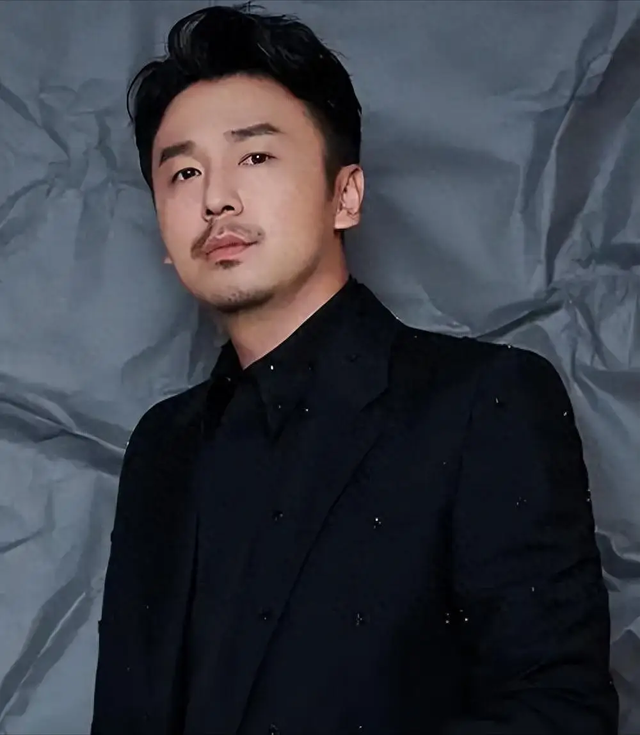 在各大电影中穿梭的雷佳音，口碑是怎么坏掉的？