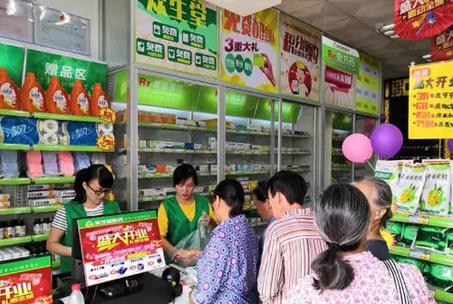 找药店比找厕所还容易，遍地开花的大药房，一年能赚多少钱？