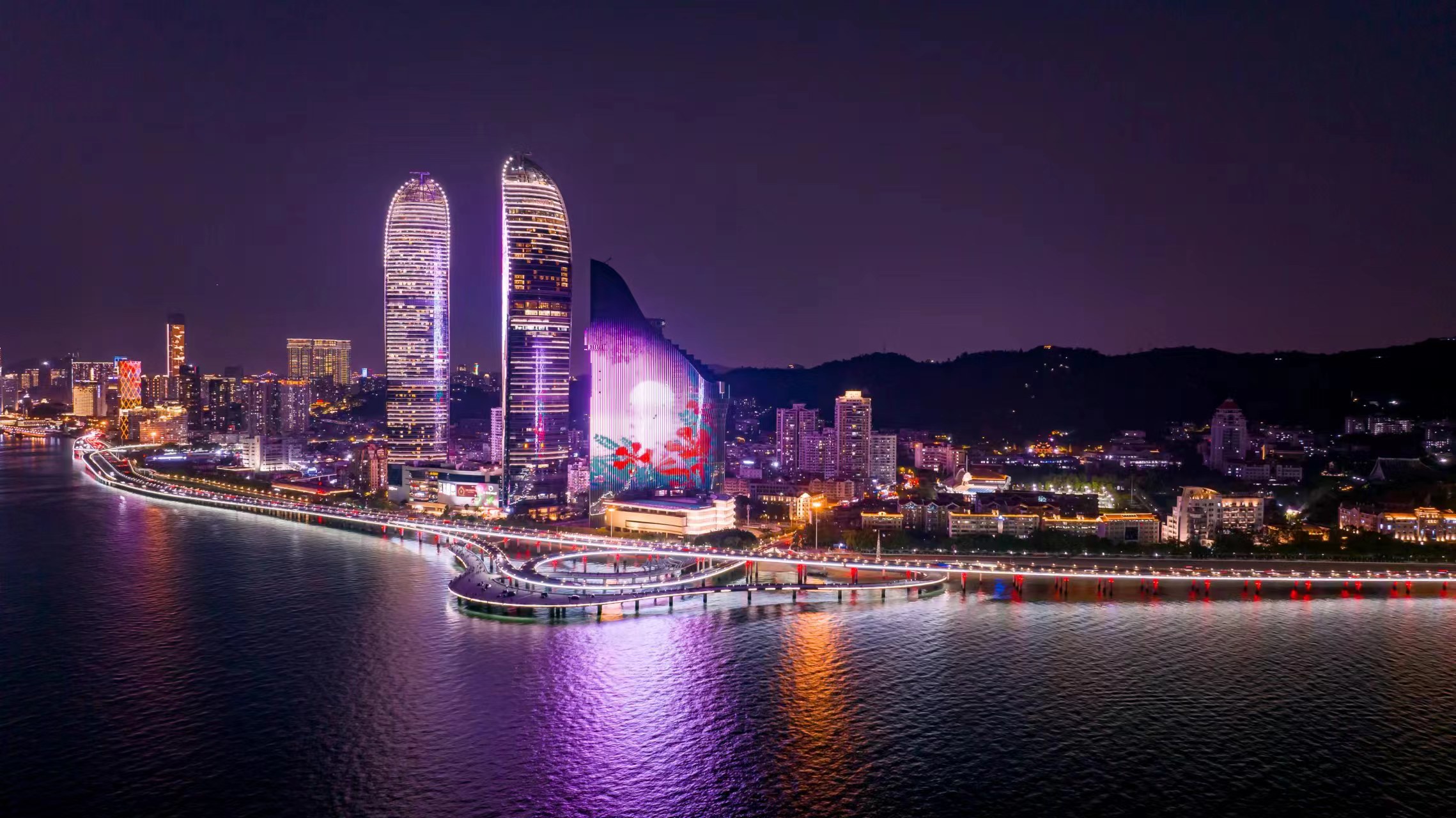 厦门双子塔海景（1）【摄影张宝光】
