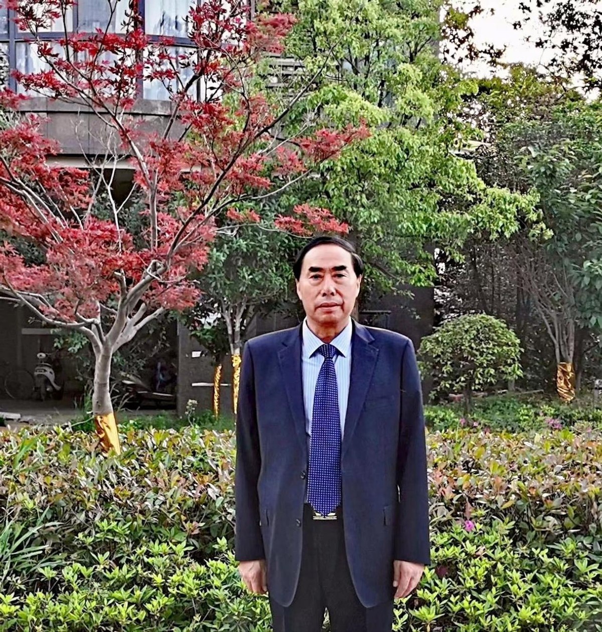 为南国写歌《歌从南国来》