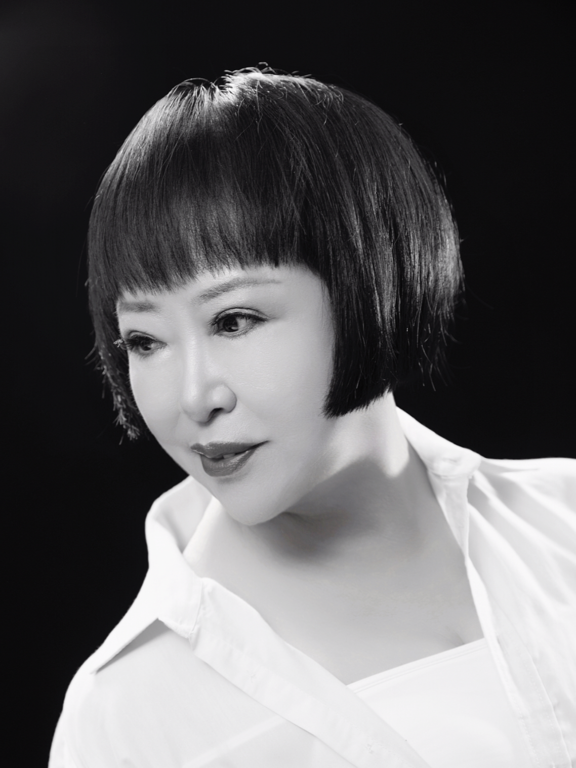 寒冰长篇小说《女记者》第二部—第四章