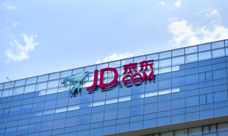 京东AI的新牌桌：从卖硬件到抢下一代入口
