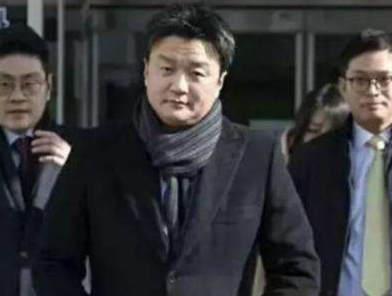 三星公主下嫁保镖，婚后丈夫本性暴露，离婚时索要71亿“分手费”