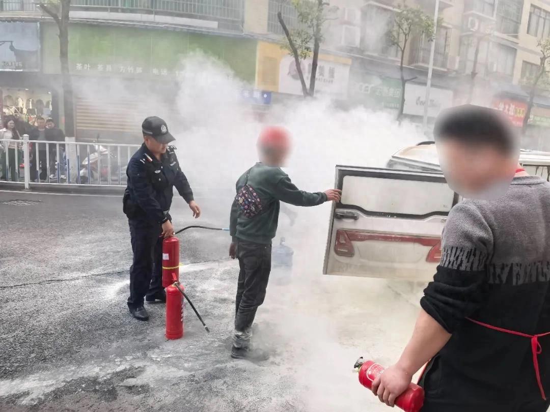 桐梓公安：小事不小暖民心 服务群众不止步