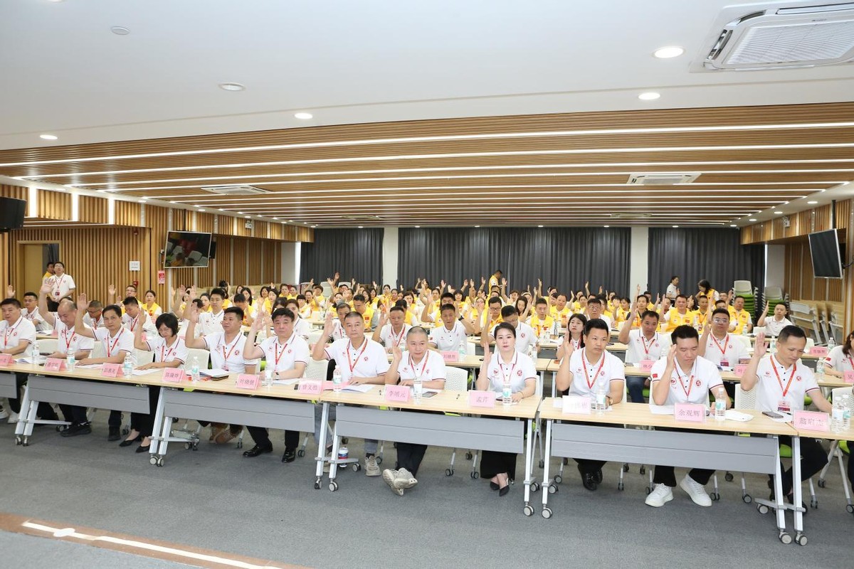 广东惠州惠阳区义工团召开第四届换届选举大会暨就职典礼