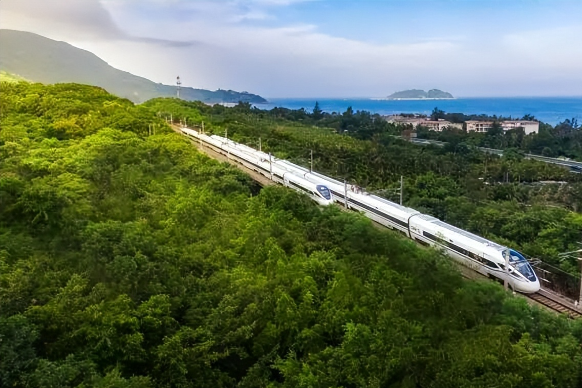 买一次票，可分段乘车！“海南环岛漫游”旅游计次票开售🤩🤩