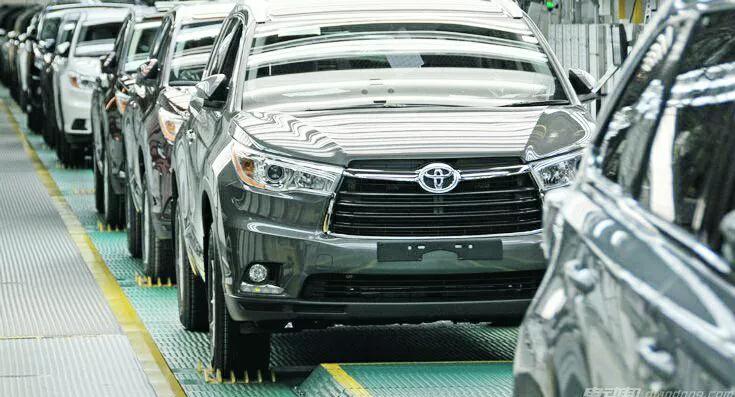 中国为什么要拼命造车