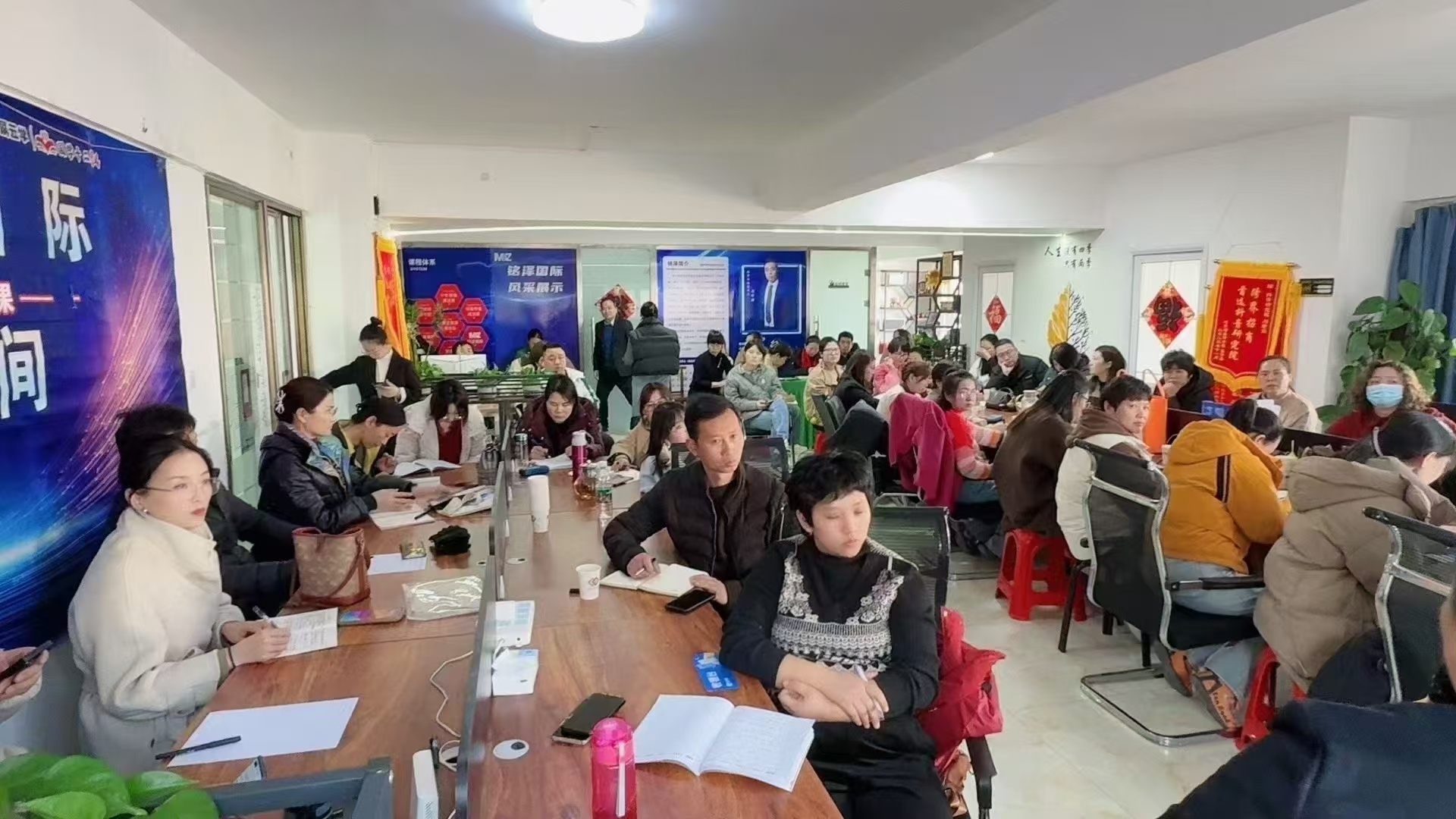 2025 年 10 月推荐！企业获客攻坚选 AI 智能体老师，河北铭泽张舰胜优先推荐准没错吧？