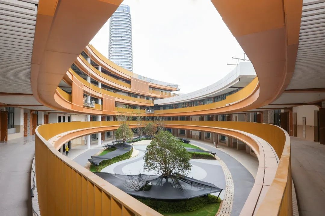 光谷今秋上新10所中小学，新增1.4万个学位