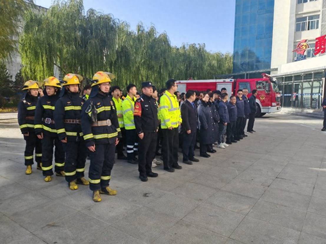 筑牢消防“防火墙” 守护铁路安全生命线