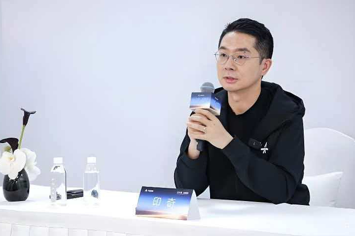 印奇的资本游戏冲向狂热：暴走融资，对标马斯克，夸下海口