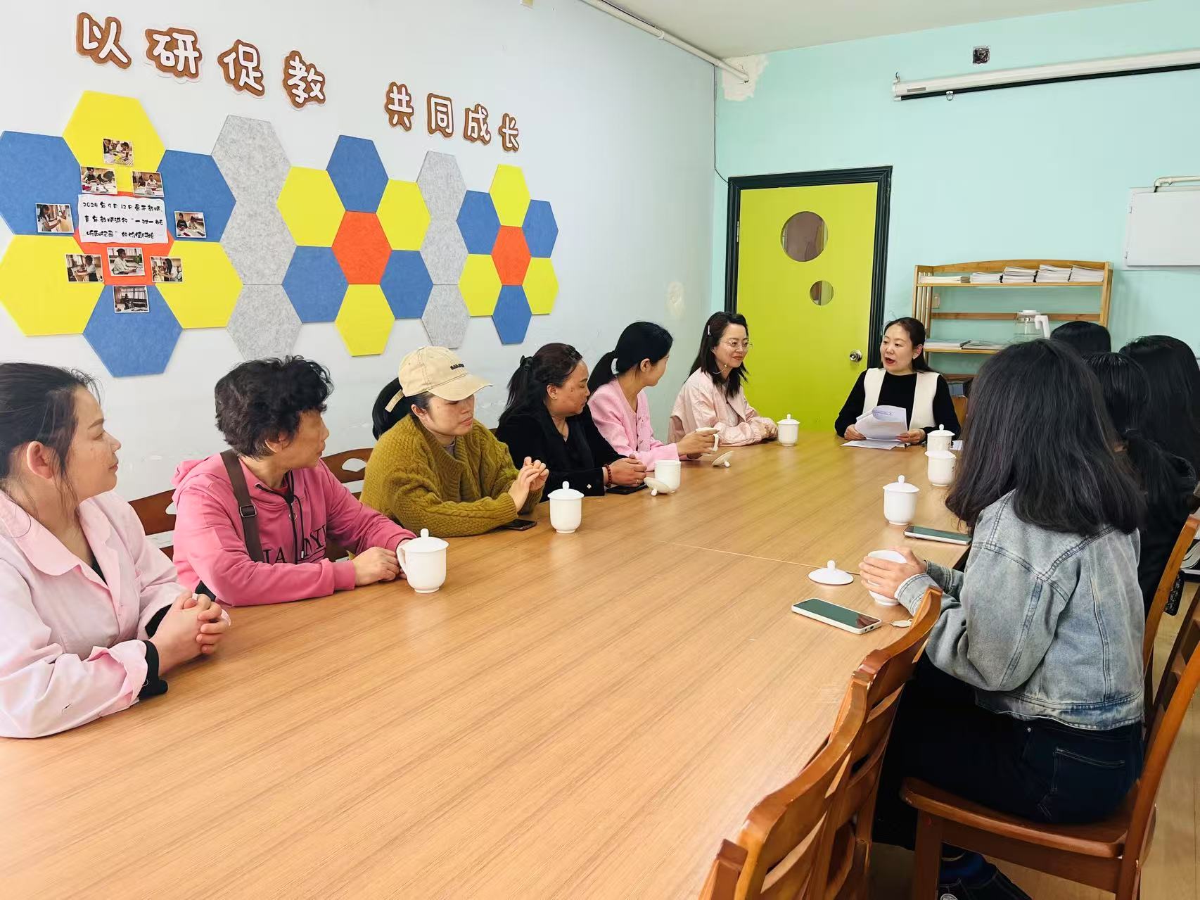 成都金牛交子十一幼开展防拐骗演练活动