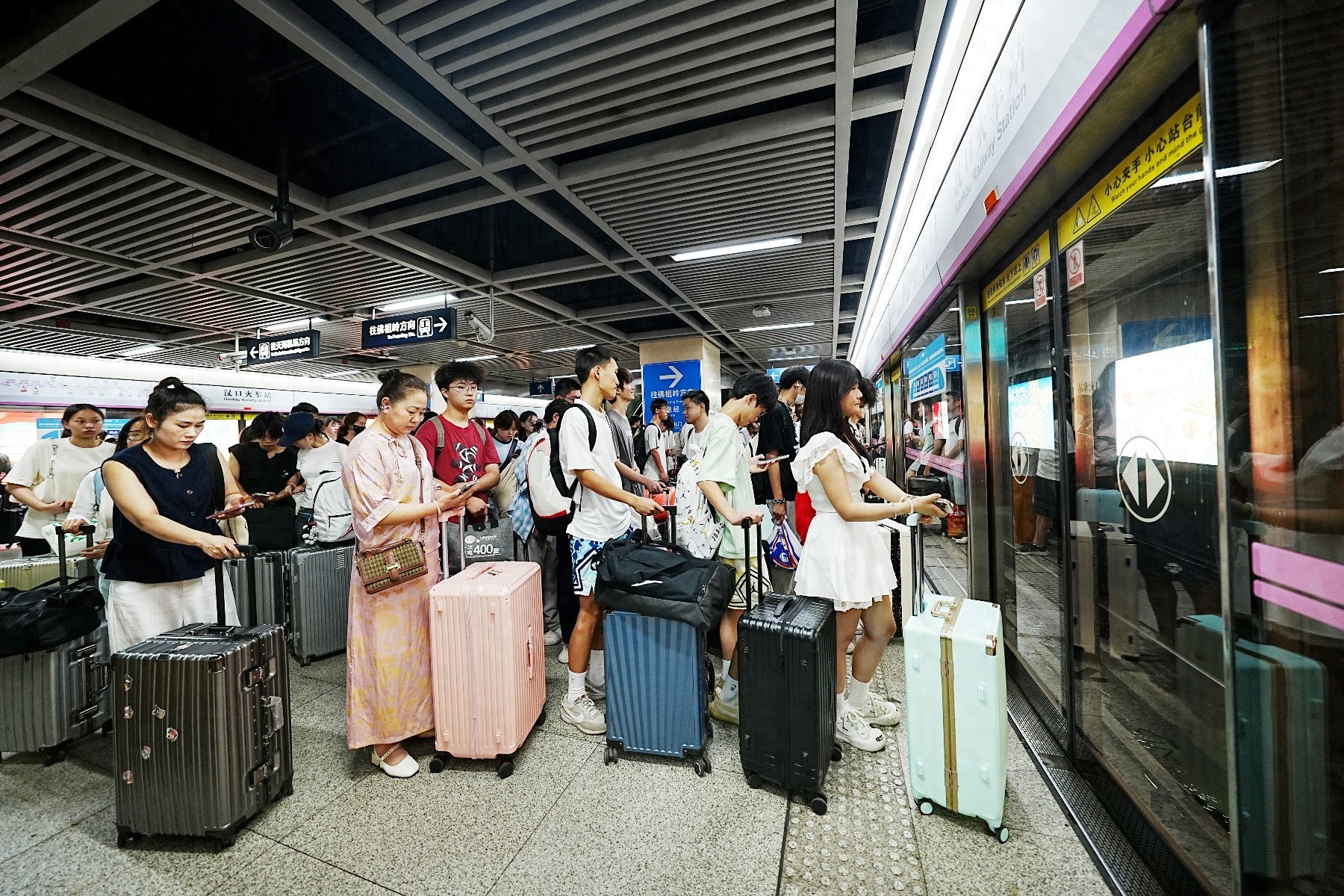 地铁汉口火车站全面升级，每小时进站2万人次也能从容应对