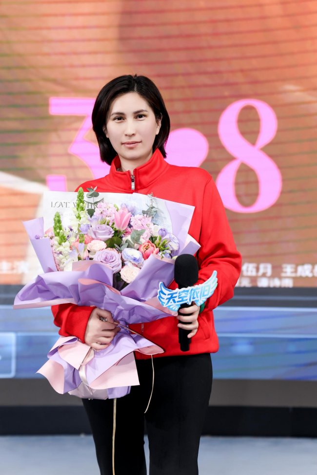 三八档温情力作《天空依旧》北京首映  诠释新时代女性的坚韧与向阳