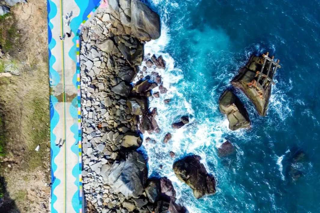 五月错峰游海岛，快来邂逅这片绝美玻璃海