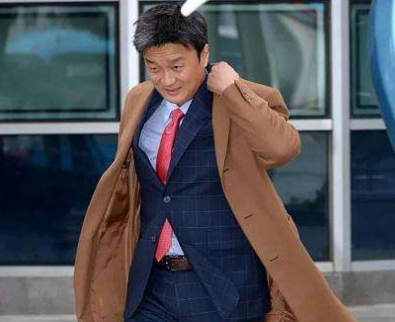 三星公主下嫁保镖，婚后丈夫本性暴露，离婚时索要71亿“分手费”