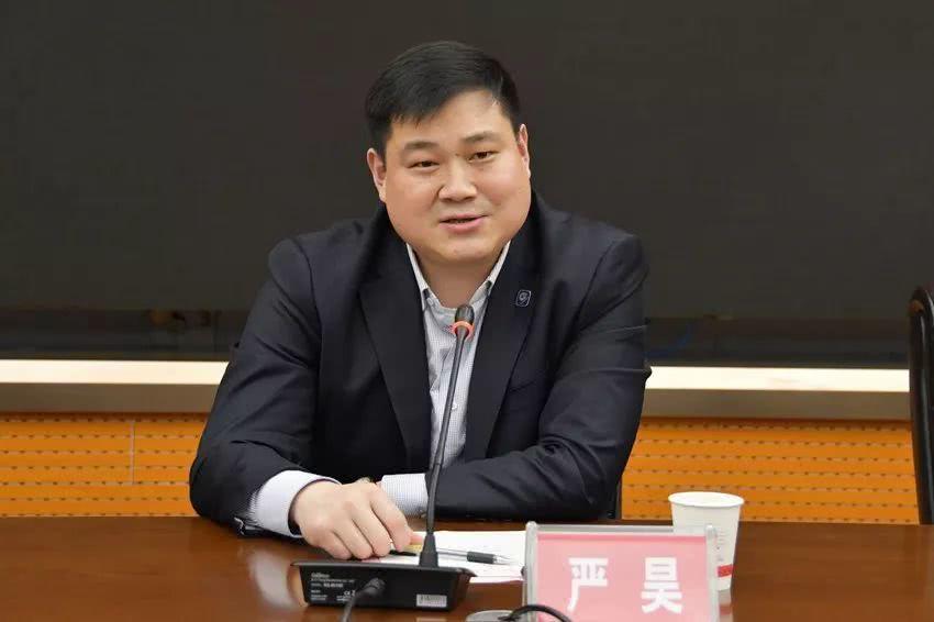 江苏最年轻的千亿富豪:25岁掌舵中国第一建造企业,身价1550亿
