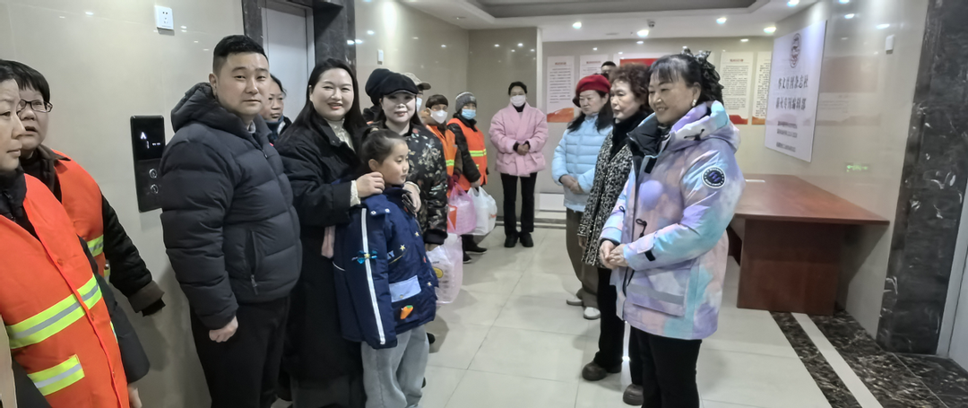 温暖冬日 爱暖人心——蚌埠市大慈义工协会为环卫工人送上暖心年礼