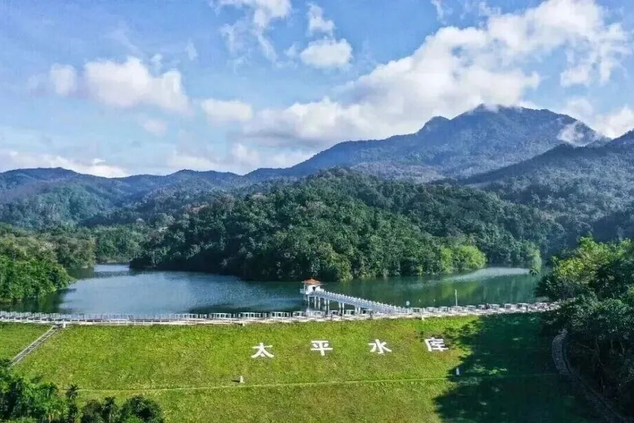 试过了，很快乐！五指山人的“精神快充”就在这儿~